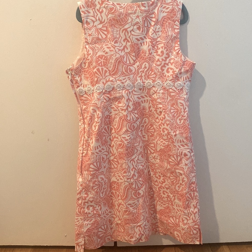 Vineyard Vines Coral/Pink & White Seashore Dress w/ embroidered detailing Girl 8 - Picture 2 of 6